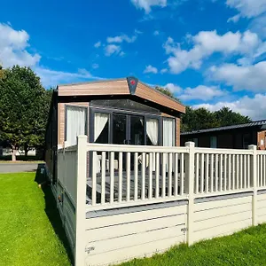 Holiday home Bakers With Hot Tub, York